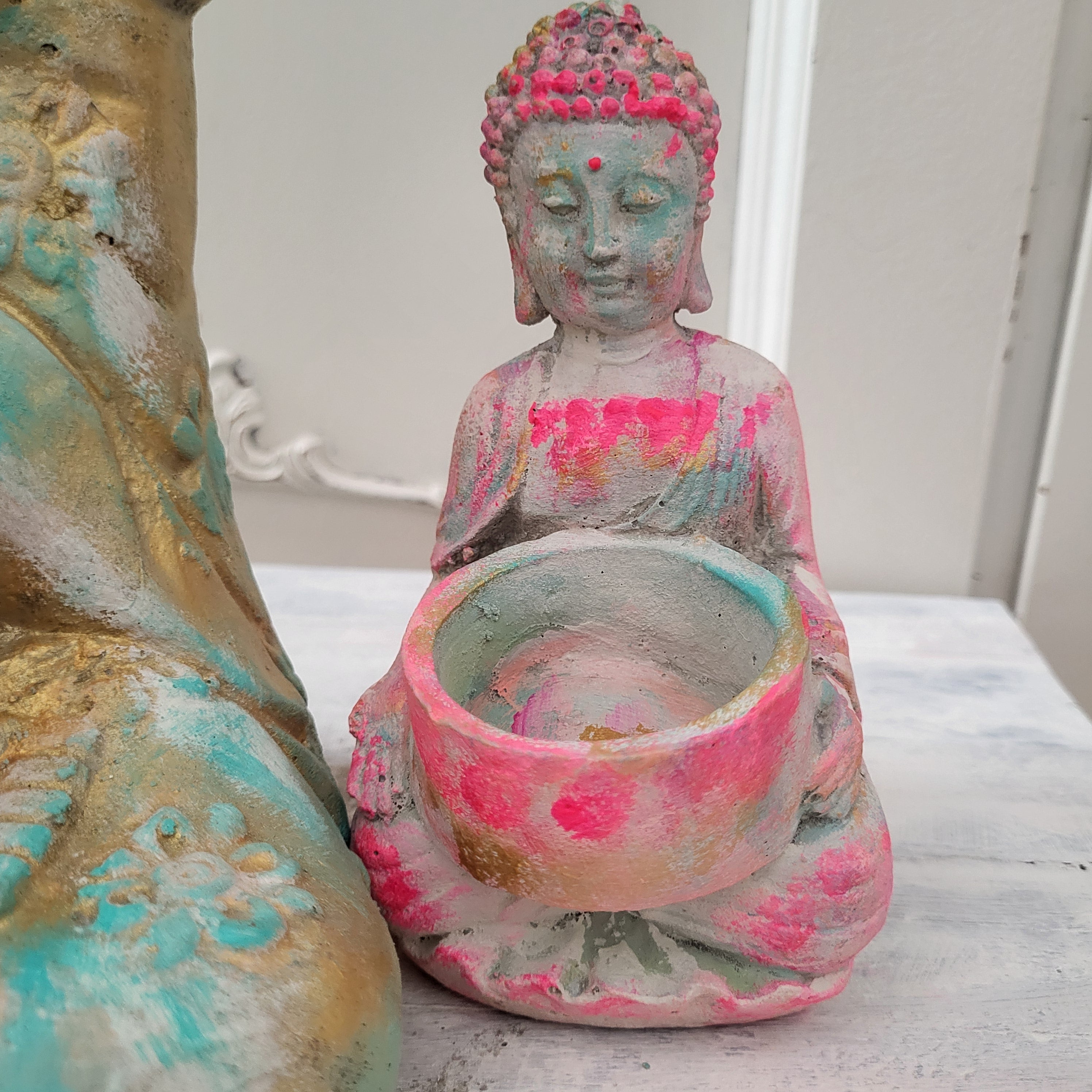 Goldener Meditations-Buddha