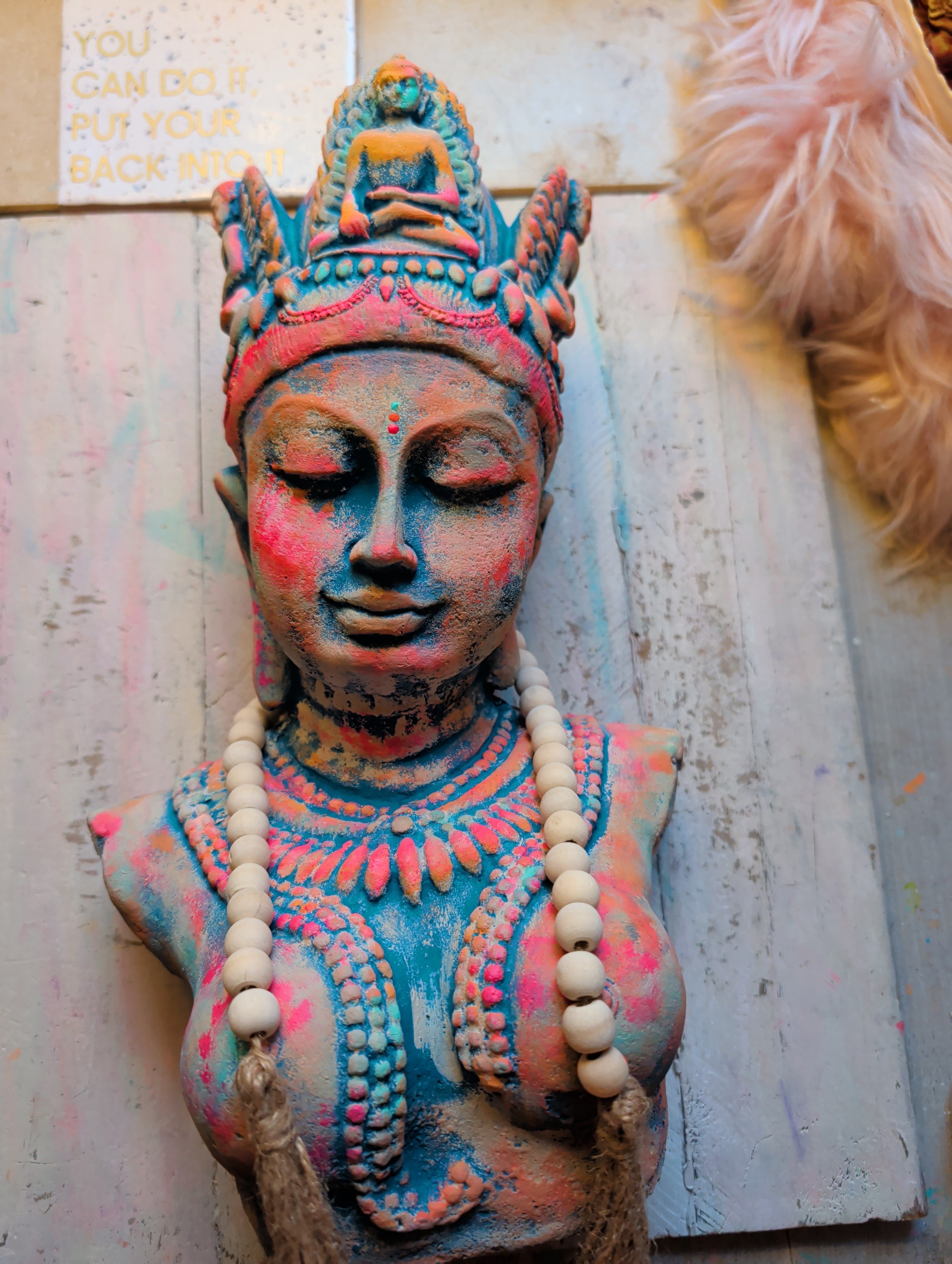 Buddhabüste MOHINI - versandfertig