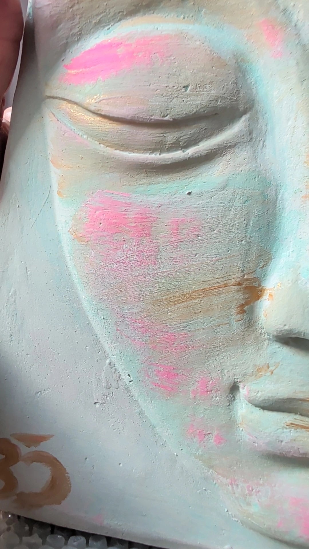 Buddha Detailansicht Gesciht Mintgrün Pastell spirituelle Geschenkidee ANILUAP