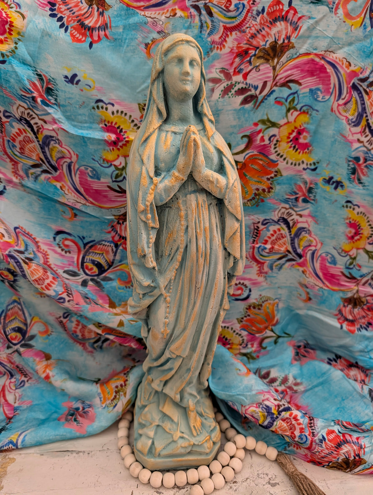 Mutter Maria - Handbemalte Steinfigur - 37 cm