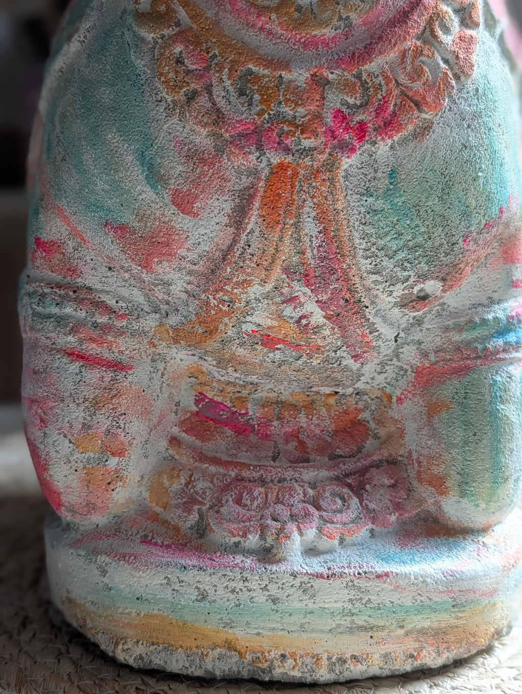 Ganesha bemalt Steinfigur Rückseite  spirituelle Kunst ANILUAP Steinfiguren