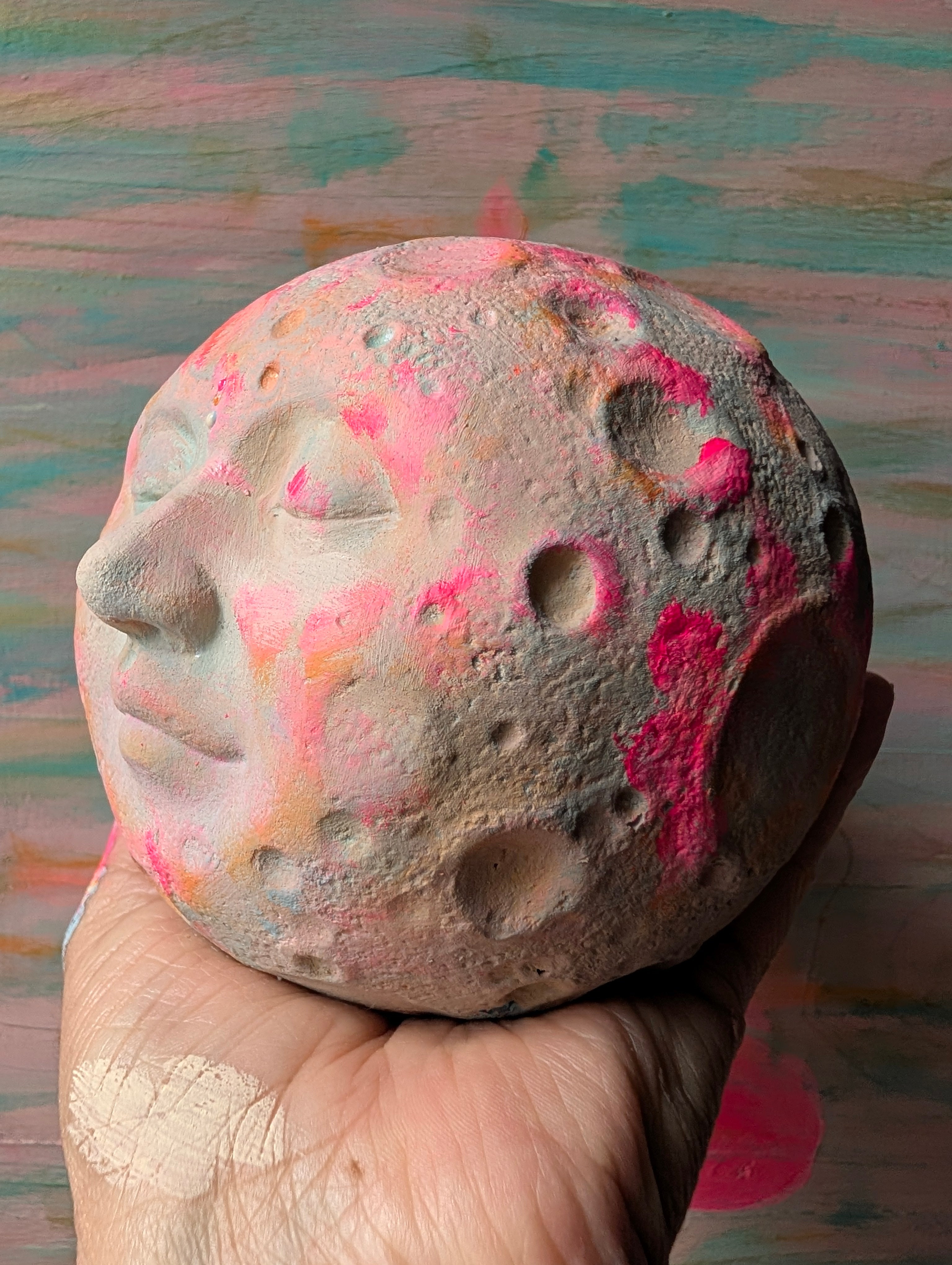 Seitenansicht Mondkugel La Luna rosa Pink